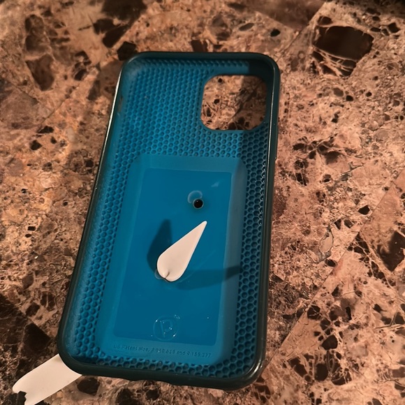 Loopy case iPhone 11 Pro Max - Picture 2 of 3
